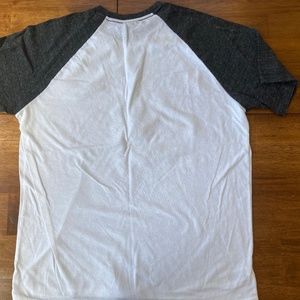 Public Opinion- mens size L